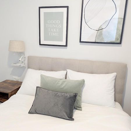 Assuta Residence In Ramat Hahayal, Тел Авив Екстериор снимка